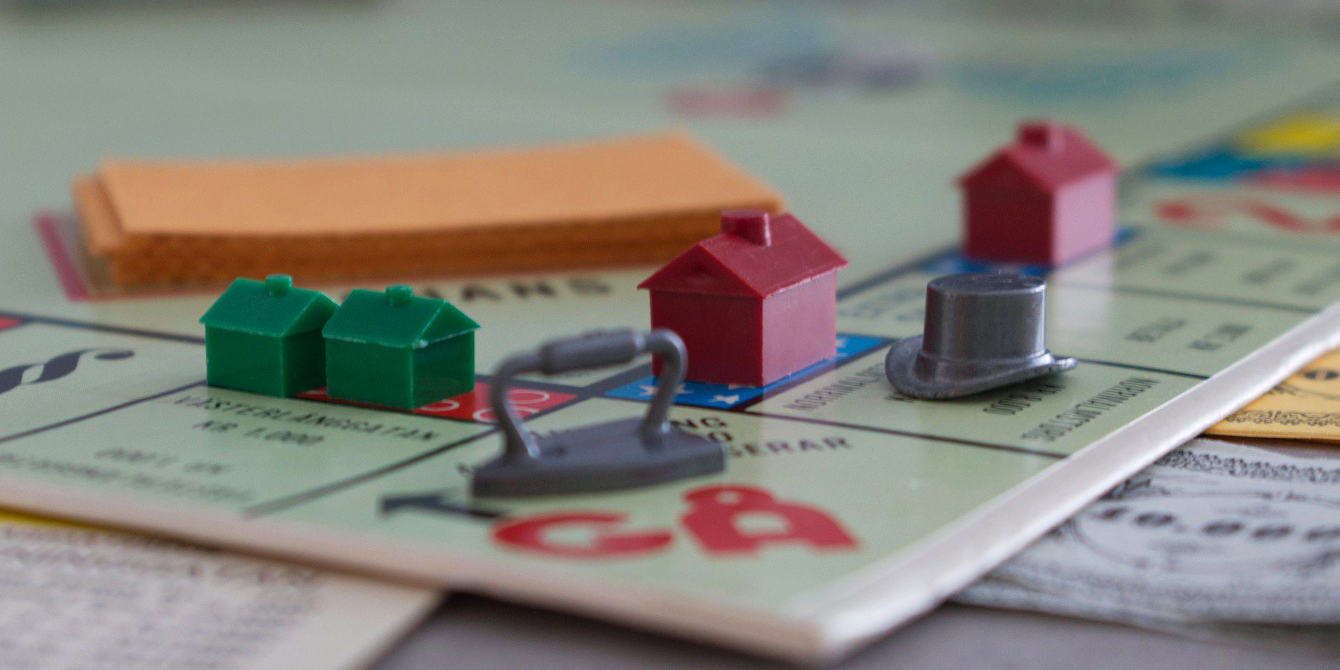 Monopoli game board.